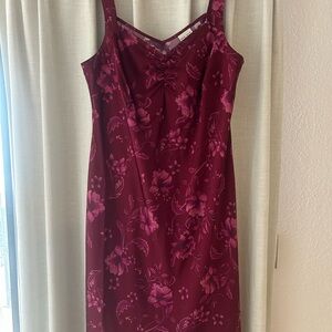 Ava & Viv Burgundy Floral Top